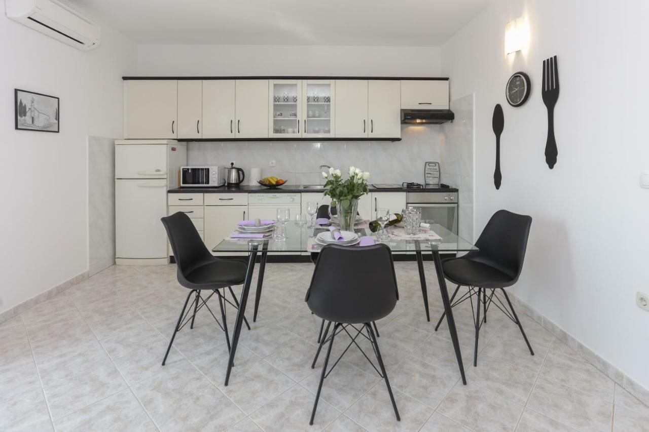 Apartment Charming Carmen