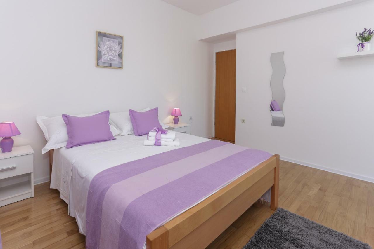 Charming Carmen Apartment *